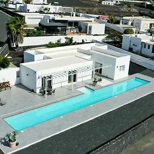 Holiday home Casa With A Private 25 Meter Heated Pool Conil