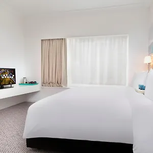 Ozo Wesley Otel